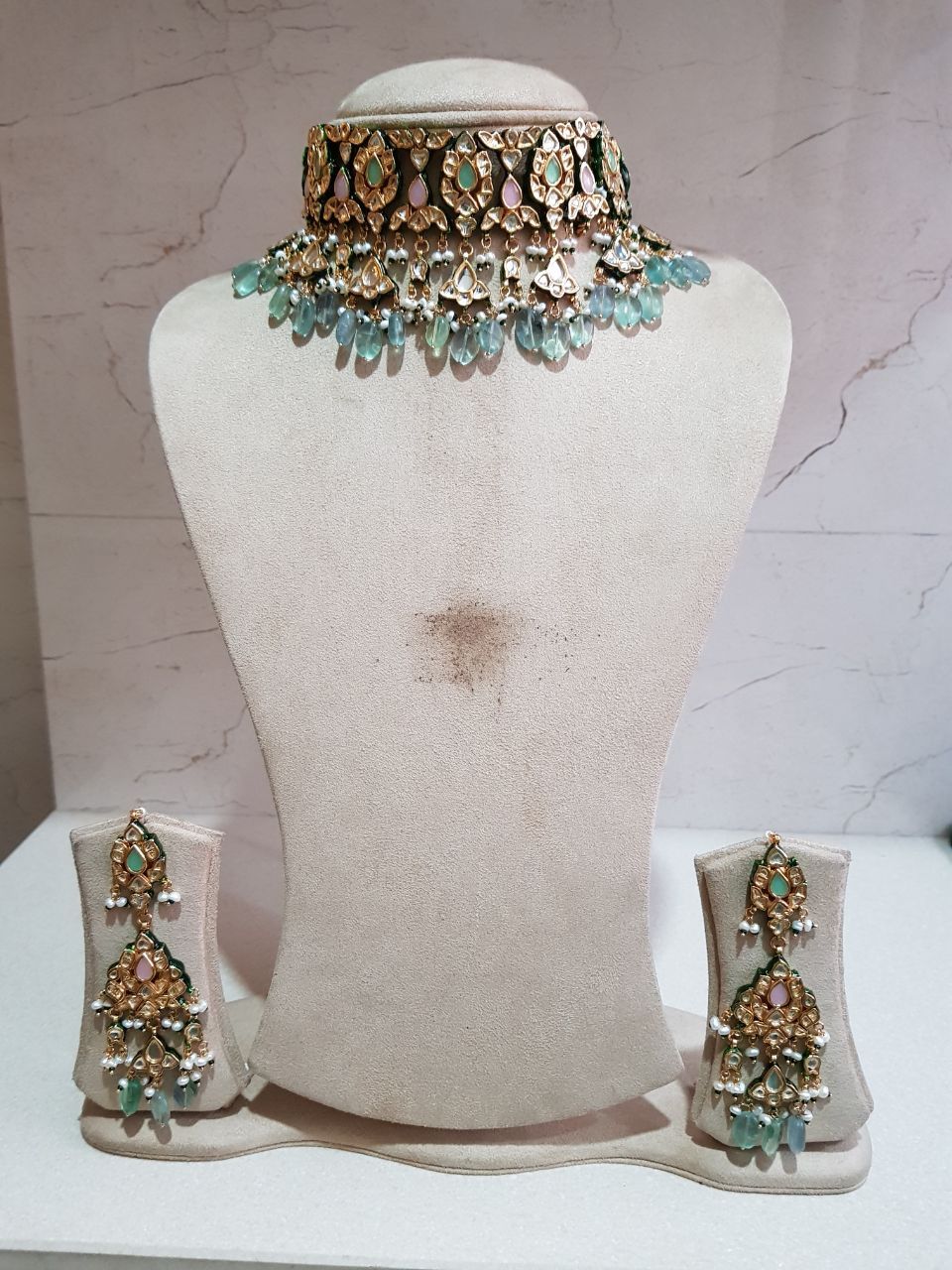 Teerupati Kundan Set