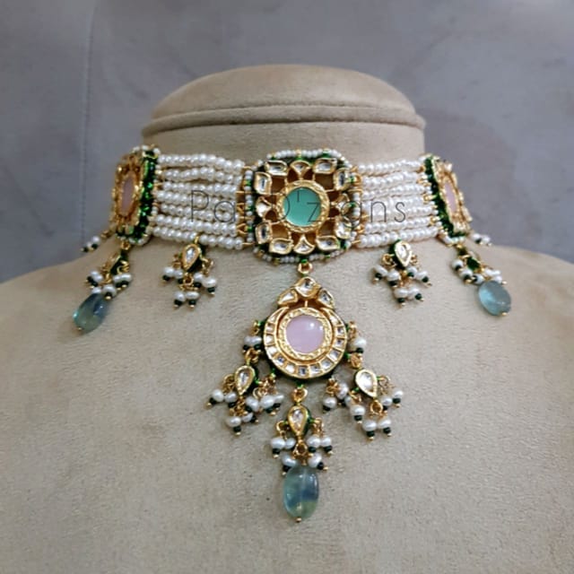 Roohi Choker Kundan Set