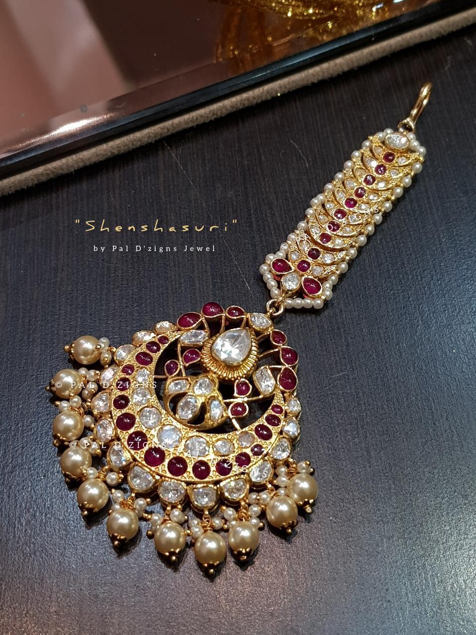 Shenshasuri Moissanite Polki Tika