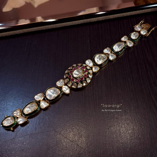 Saarangi Moissanite Polki Meena Bracelet