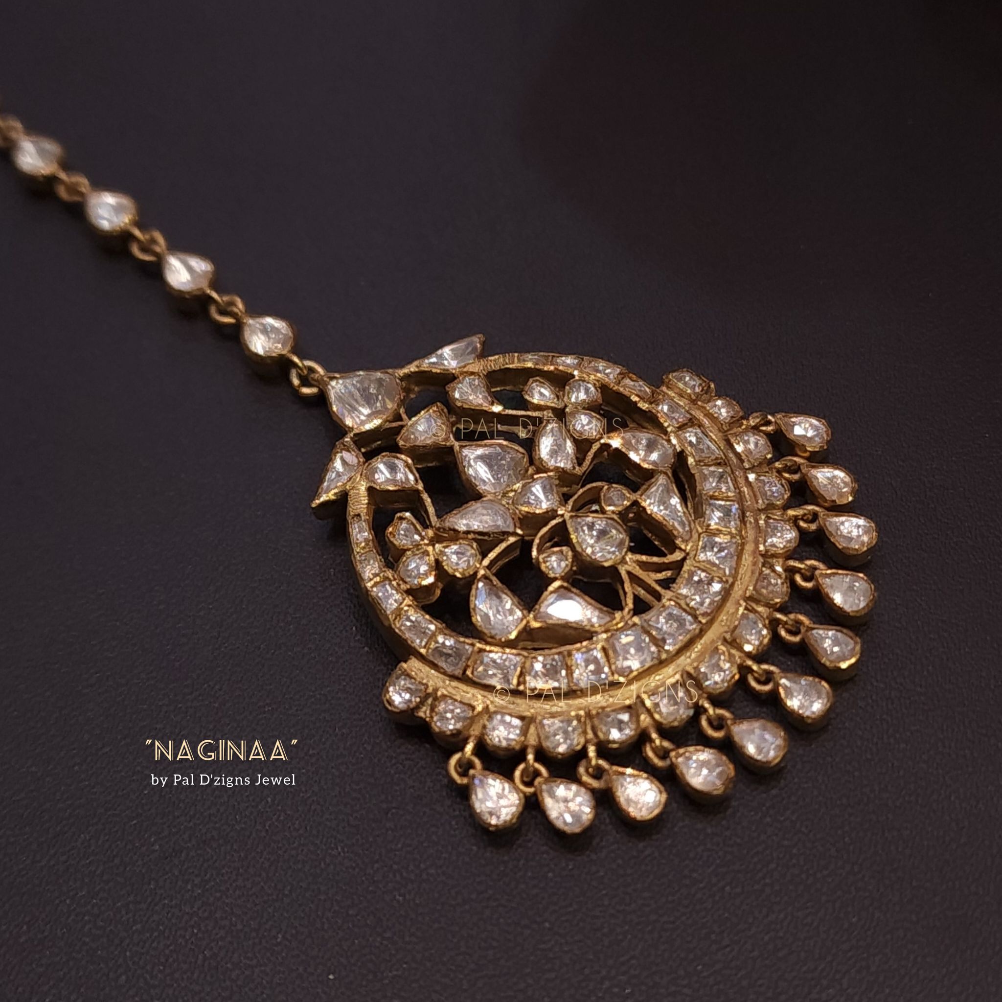 Naginaa Moissanite Polki Maangtika