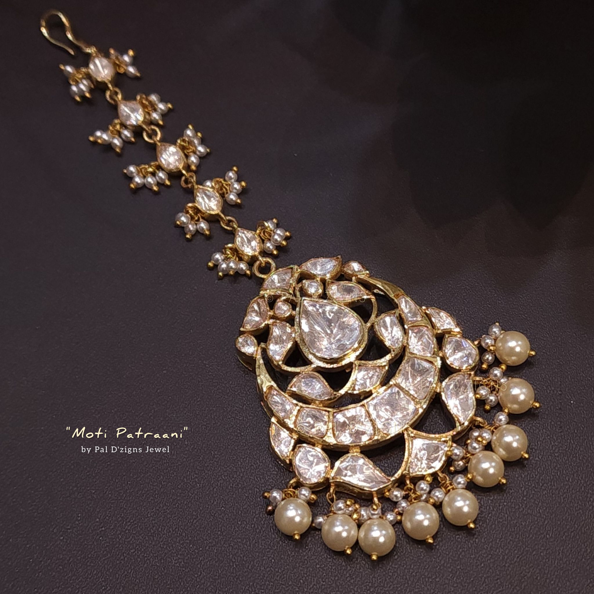 Moti Patraani (Big) Moissanite Polki Maangtika