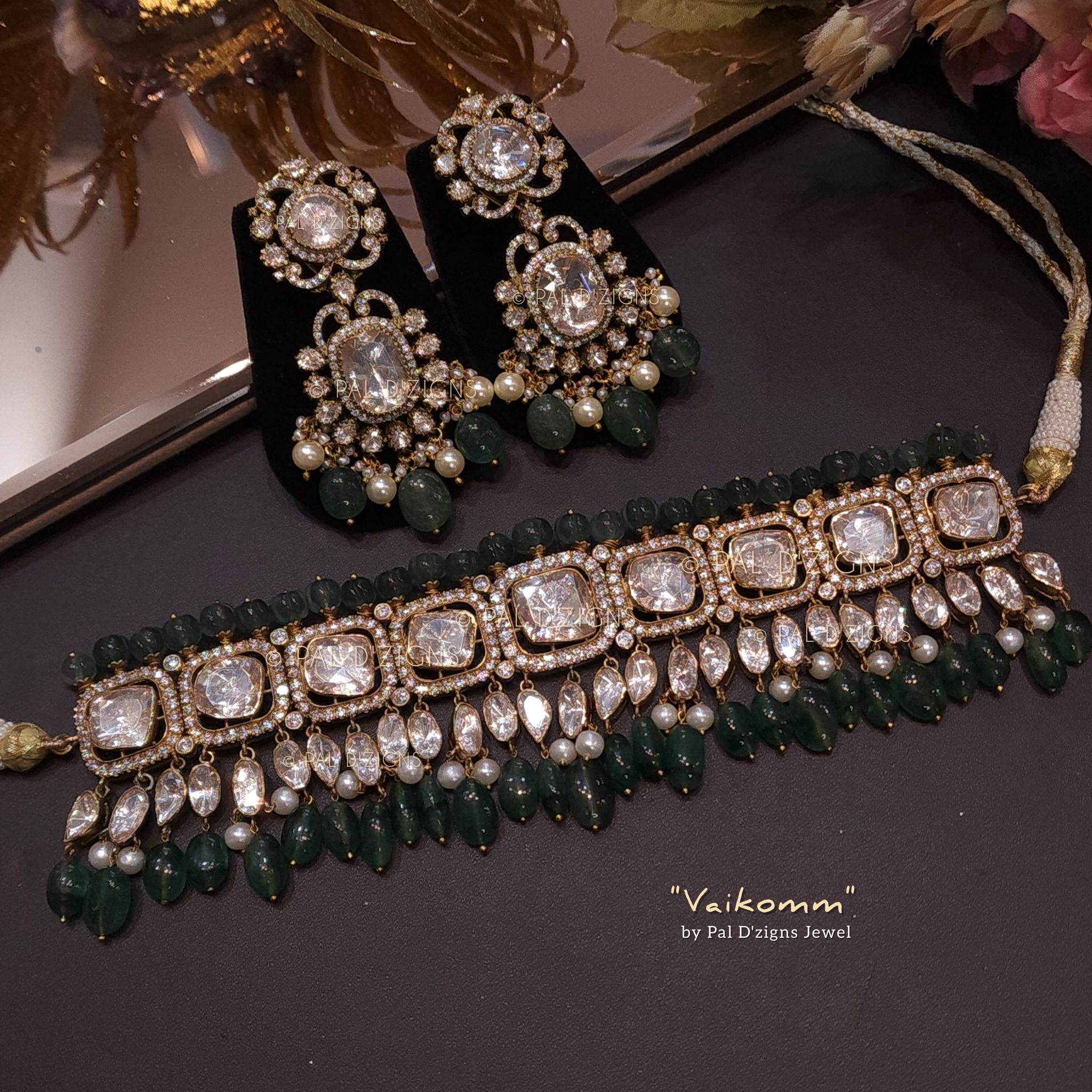 Vaikomm - Moissanite Polki Choker Set