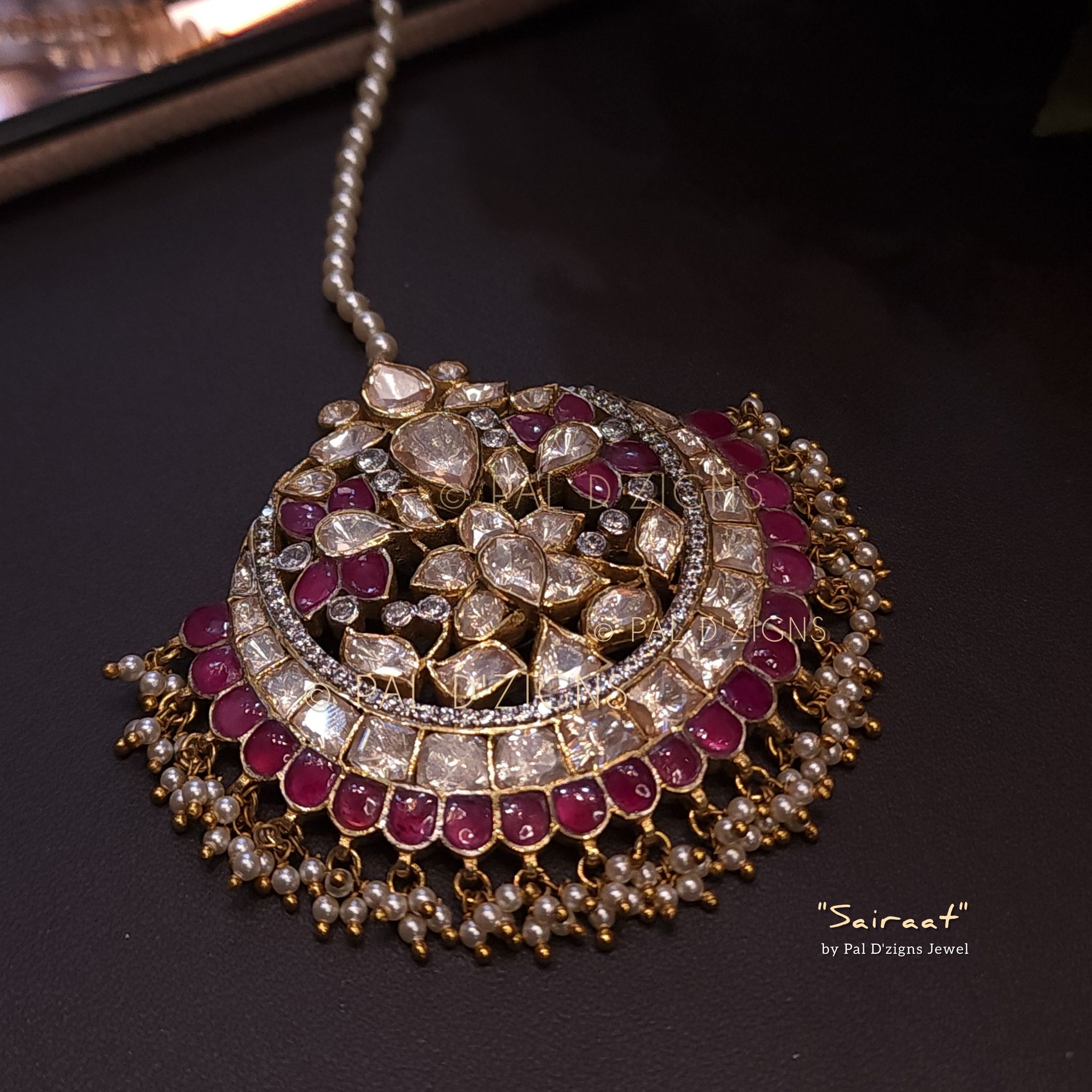 Sairaat Moissanite Polki Tika