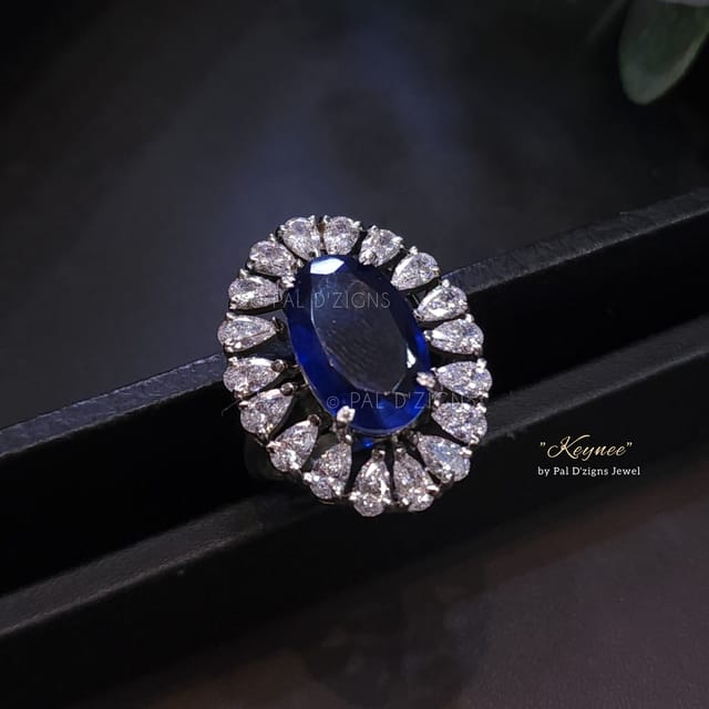 Keynee Swarovski Ring