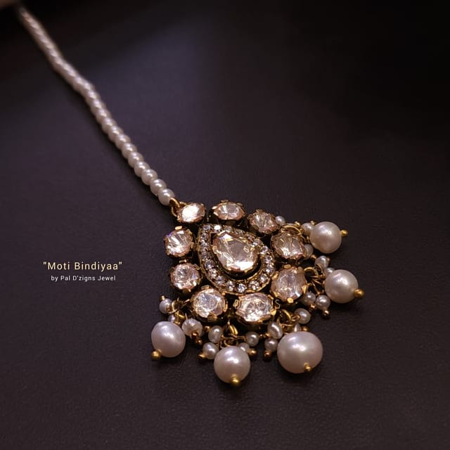 Moti Bindiyaa Moissanite Polki Tika