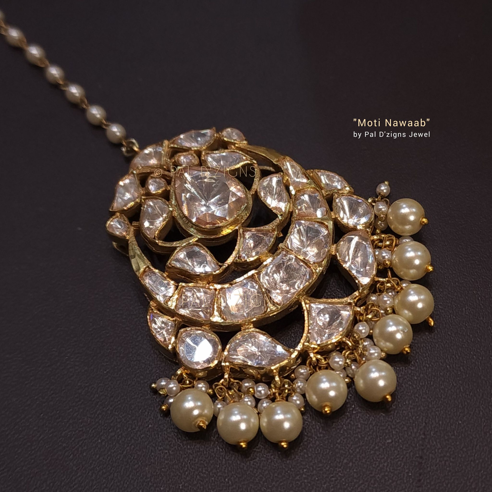 Moti Nawaab (Big) Moissanite Polki Maangtika