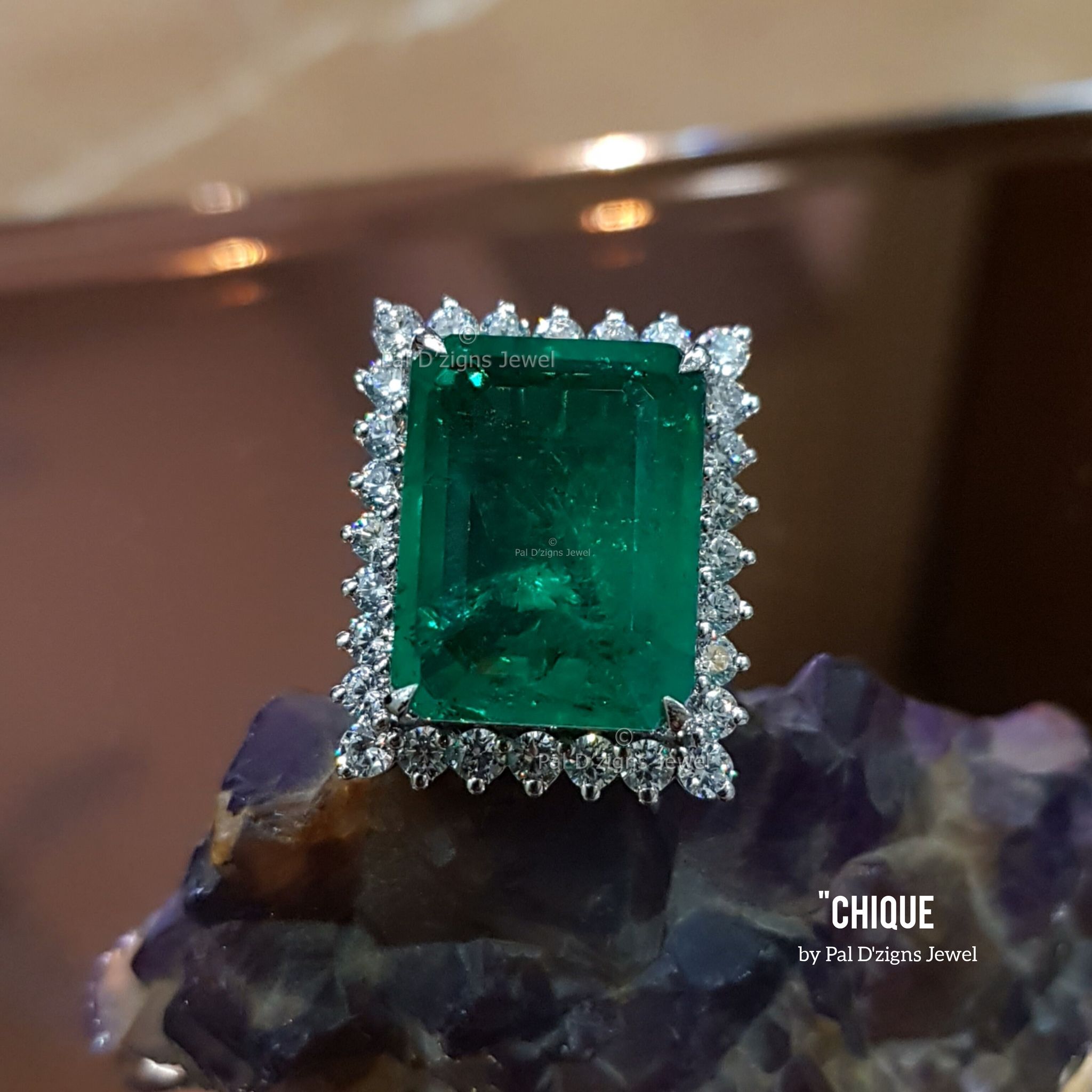 Chique Swarovski Ring