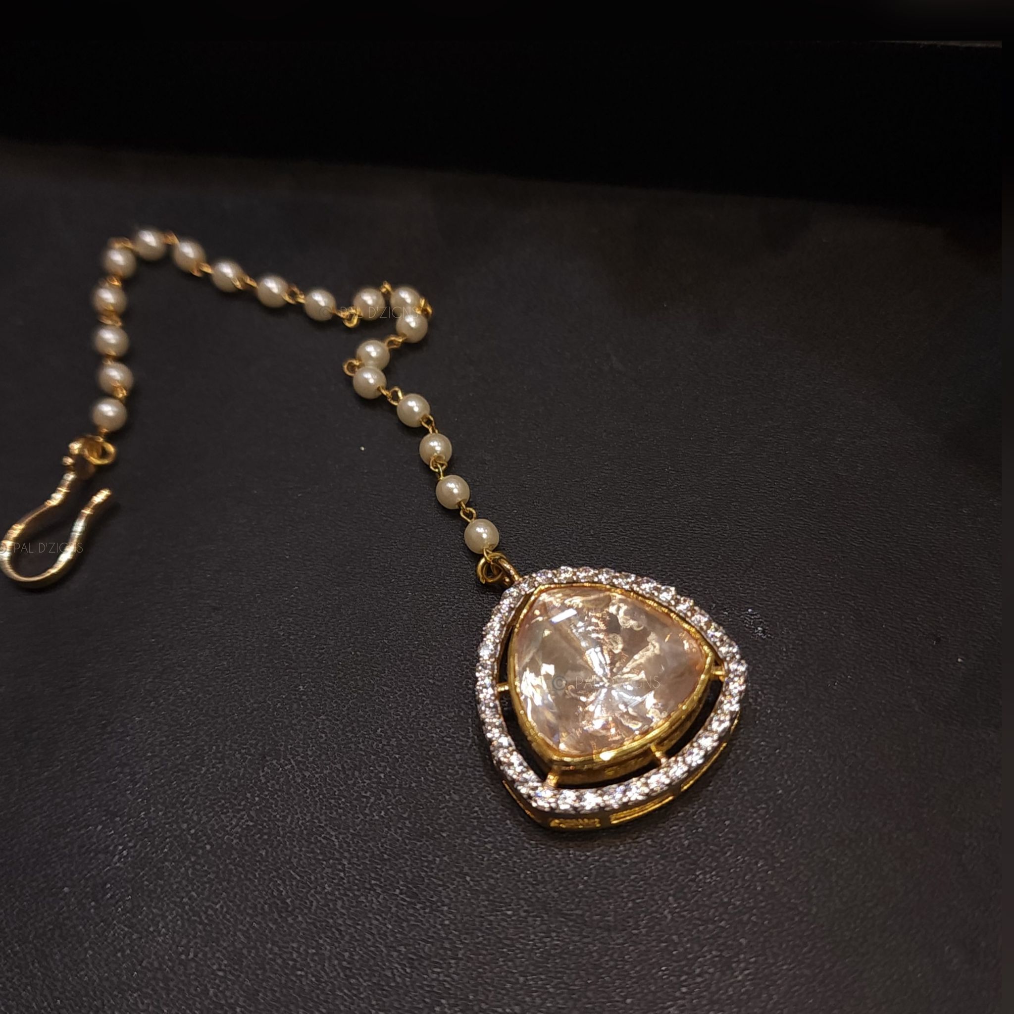 Miaroop Moissanite Polki Maangtika