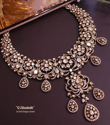 Q Elizabeth Moissanite Polki Necklace