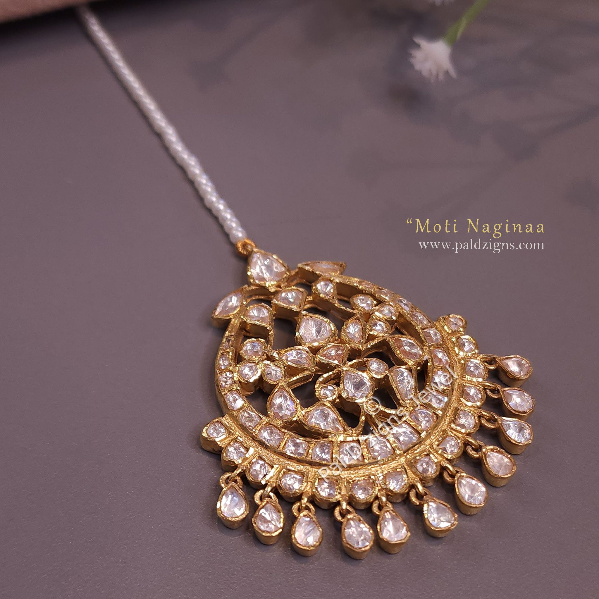 Moti Naginaa Moissanite Polki Maangtika