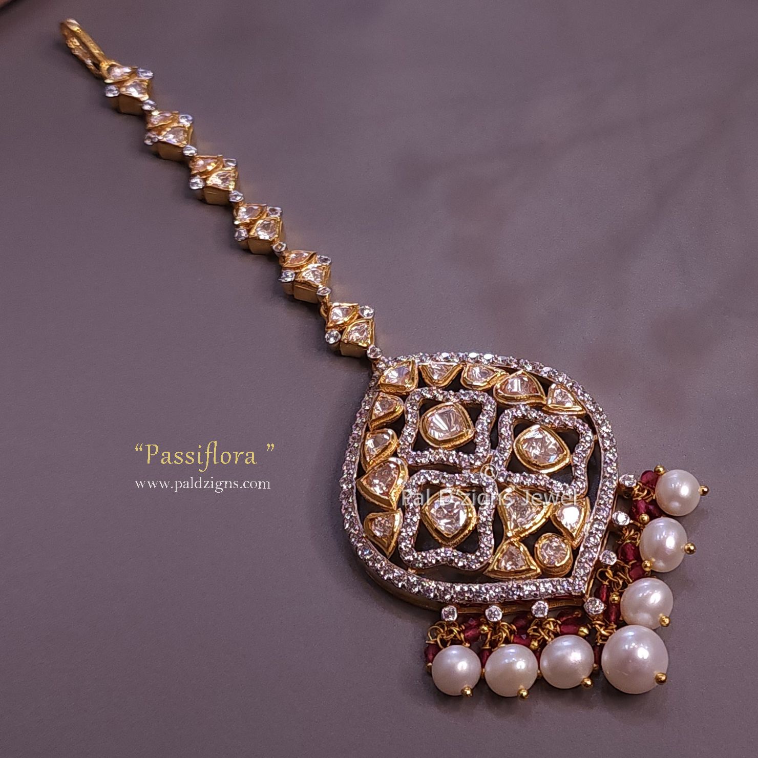 Passiflora Moissanite Polki Maangtikka