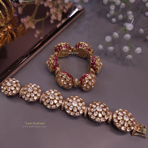 Laal Zaafraan{2-10 " Size} Moissanite Polki Bracelet (Pair)