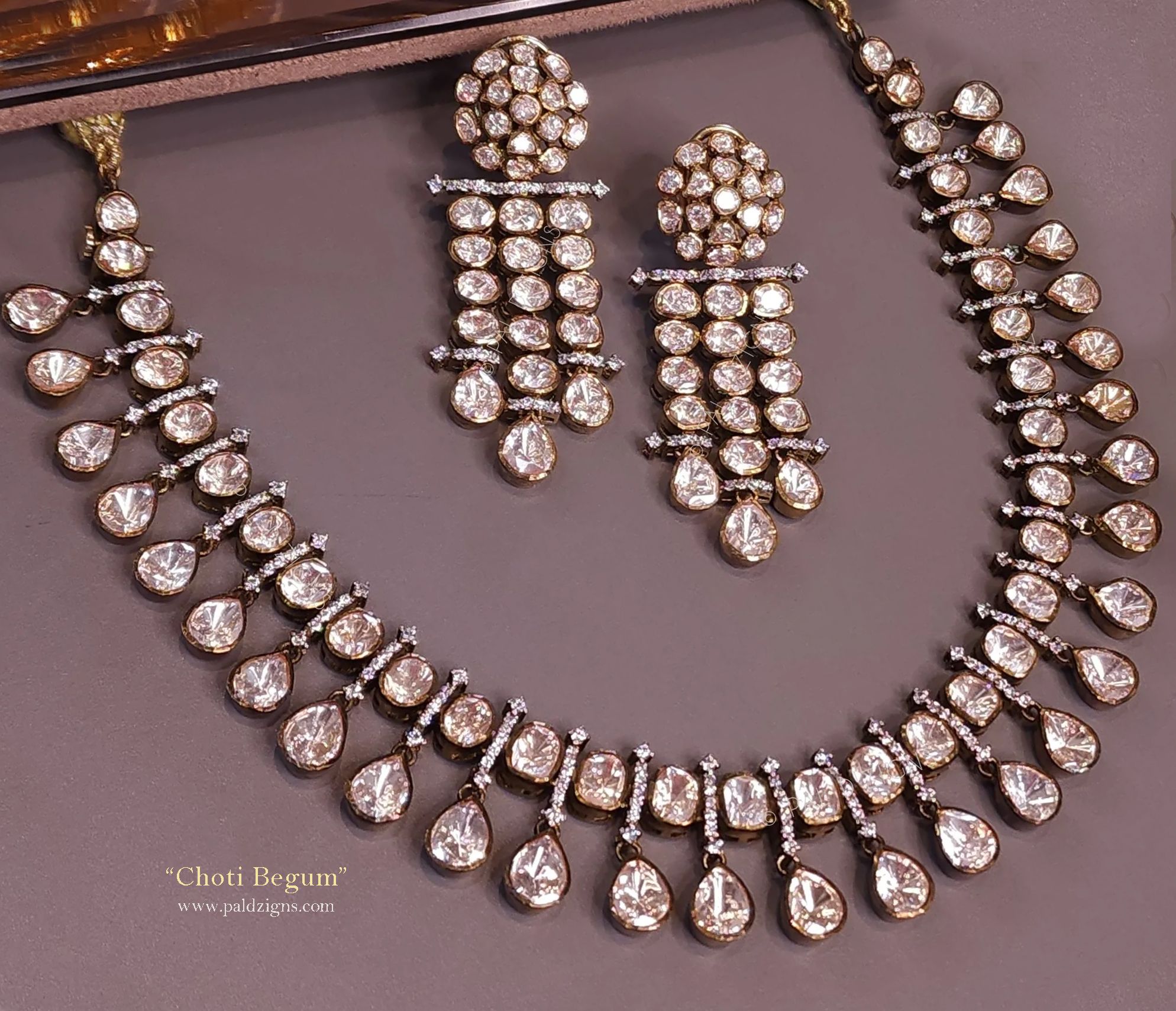 Choti Begum Haar-Moissanite Polki Necklace Set