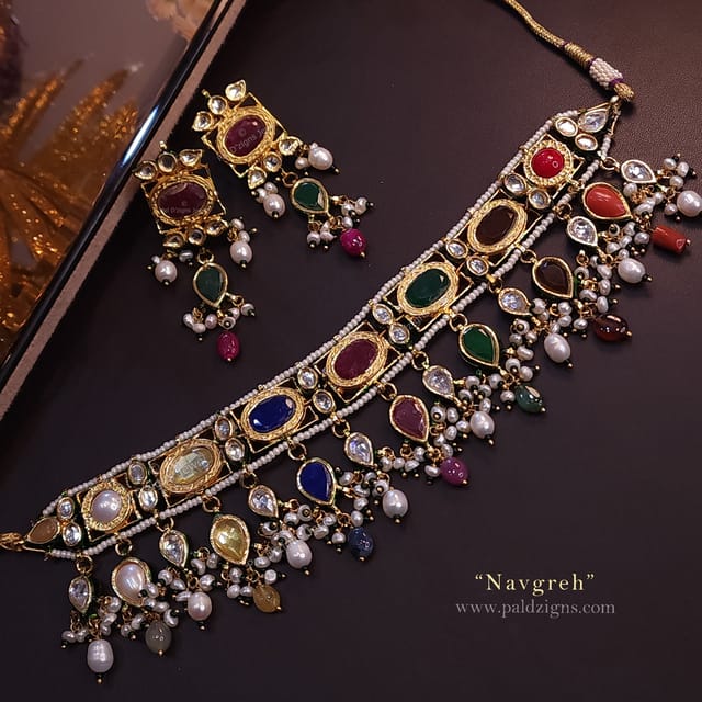 Navgreh Kundan Set