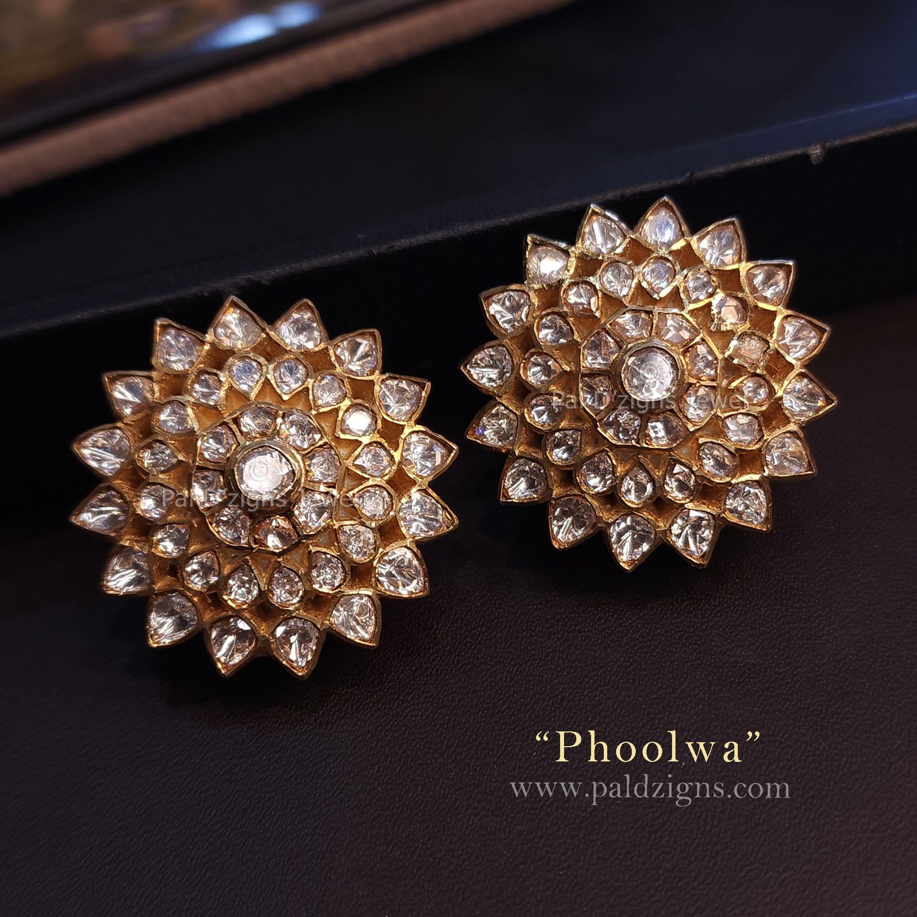 Phoolwa Moissanite Polki Stud