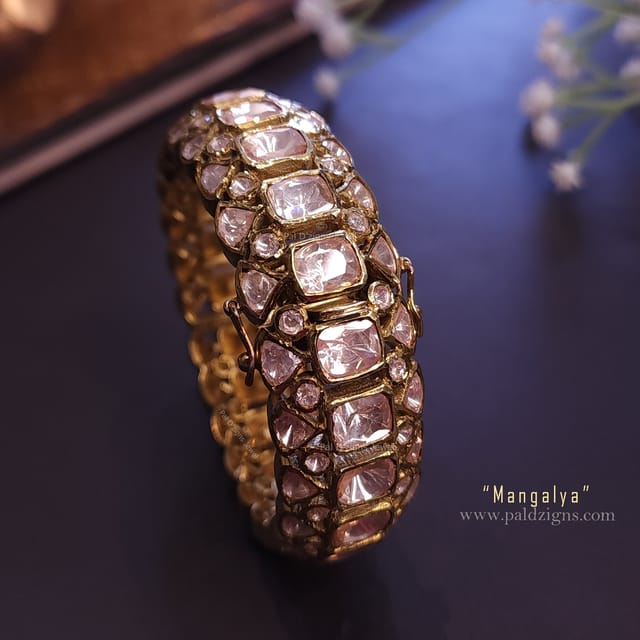 Mangalya (2-2" Size) Antique Moissanite Polki Bangles (Single)