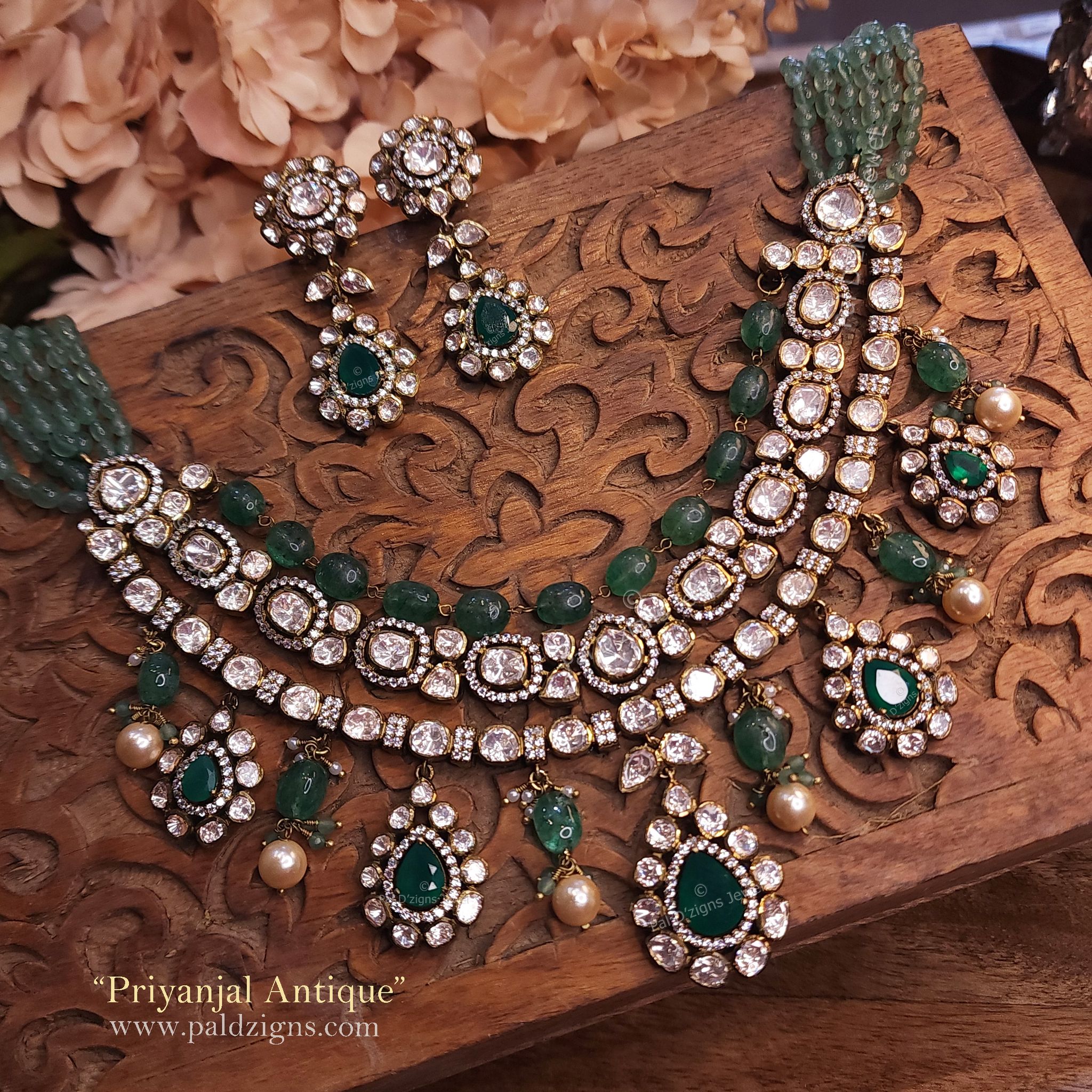 Priyanjal Antique Moissanite Polki Necklace Set