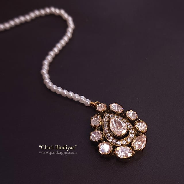 Choti Bindiyaa Moissanite Polki Maangtika