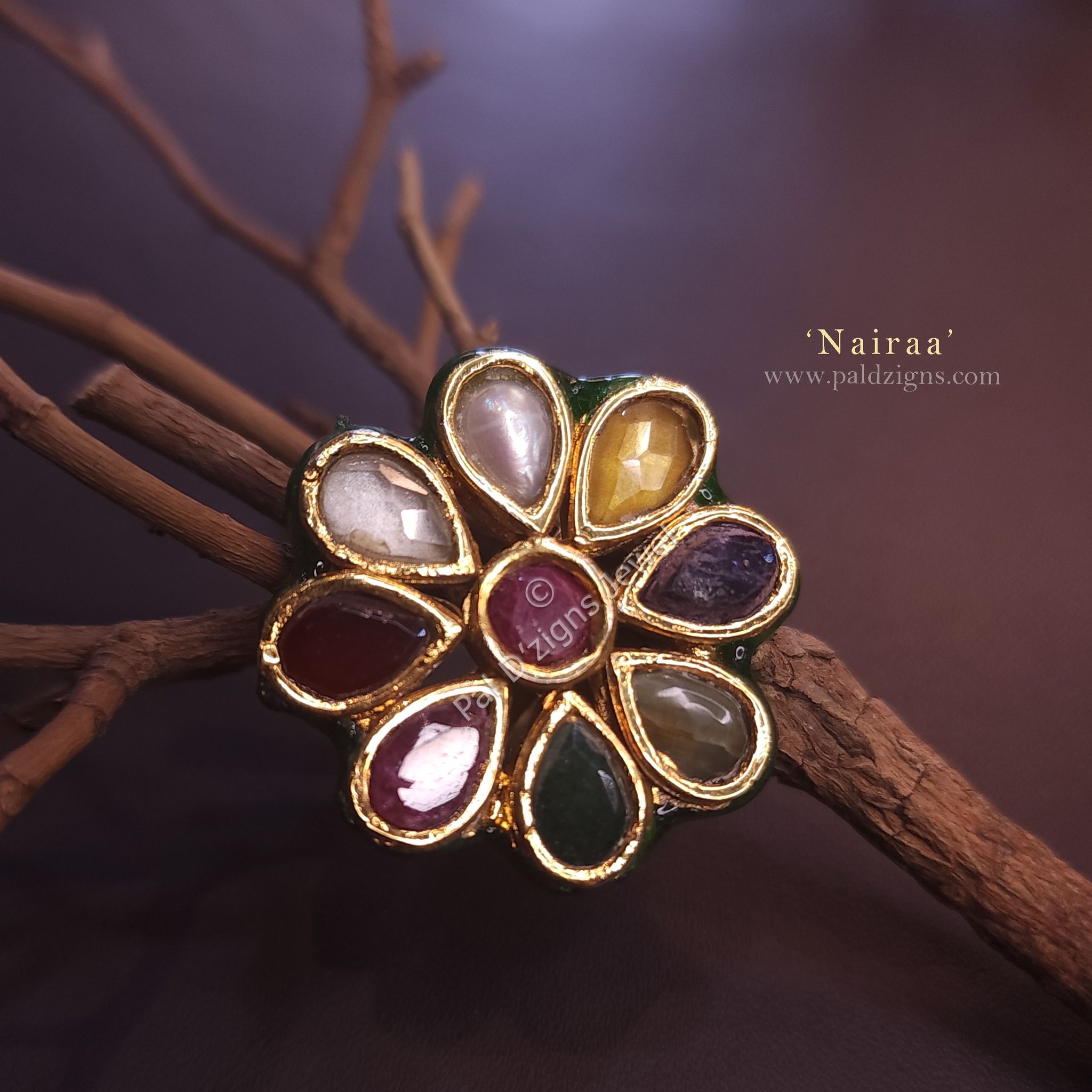 Nairaa kundan ring