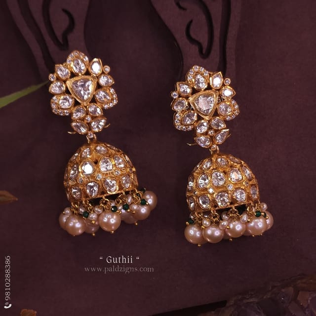 Guthii Moissainte Polki Jhumki
