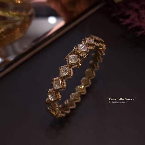 Albela (2-2") Moissanite Bangle - Single Albela (2-2") Moissanite Bangle - Single
