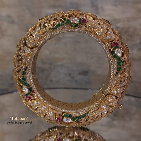 Totapuri (2-10" size) (Single) Moissanite Polki Heavy Bangle Totapuri (2-10" size) (Single) Moissanite Polki Heavy Bangle