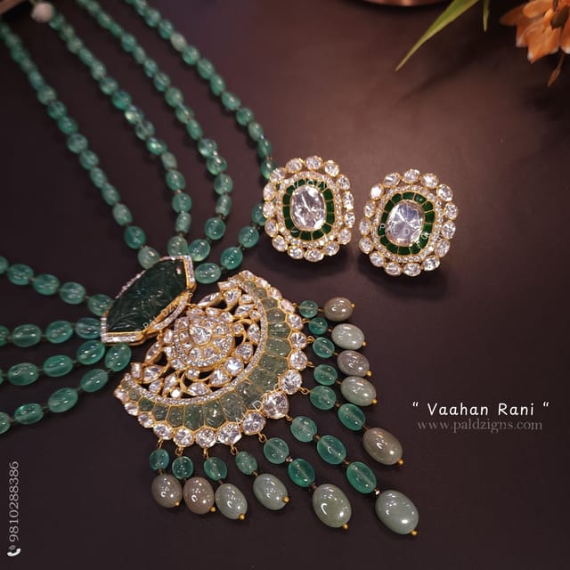 Vaahan Rani Dark Green Moissanite Polki Long Pendant Set