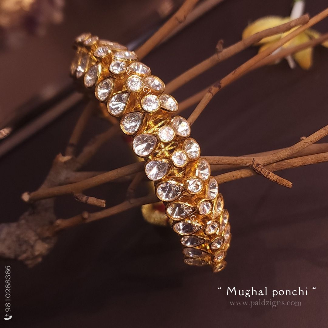 Mughal Ponchi (SINGLE)