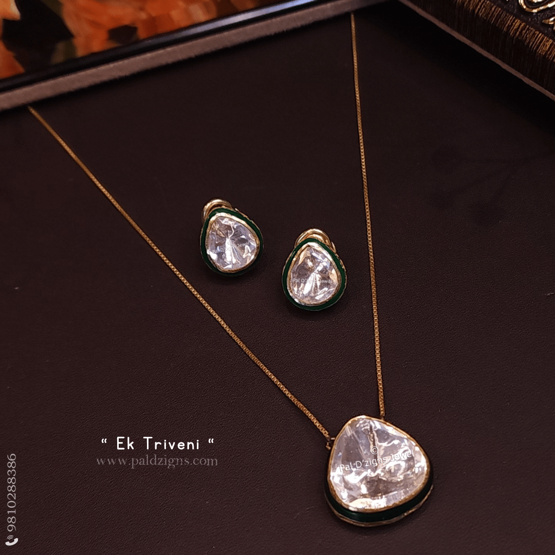 Ek Triveni Moissanite Polki Pendant Set