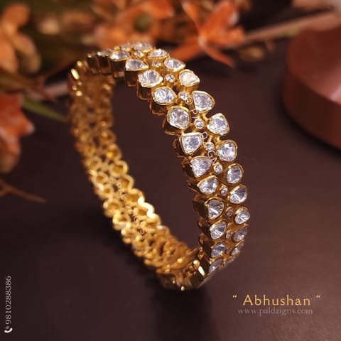 Abhushan 2-6" Size Moissanite Polki Bangle (Single) Abhushan 2-6" Size Moissanite Polki Bangle (Single)