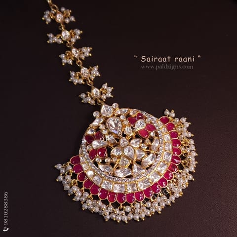 Sairaat Raani Gold Moissanite Polki Tikka Sairaat Raani Gold Moissanite Polki Tikka