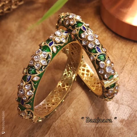 Banjaara 2-8" Size Moissanite Polki Bangles (Pair) Banjaara 2-8" Size Moissanite Polki Bangles (Pair)