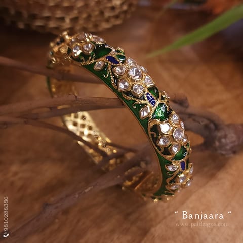 Banjaara 2-8" Size Moissanite Polki Bangle (Single) Banjaara 2-8" Size Moissanite Polki Bangle (Single)