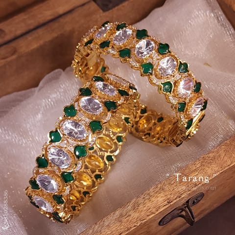 Tarang 2-8" Size Moissanite Polki Bangles (Pair) Tarang 2-8" Size Moissanite Polki Bangles (Pair)