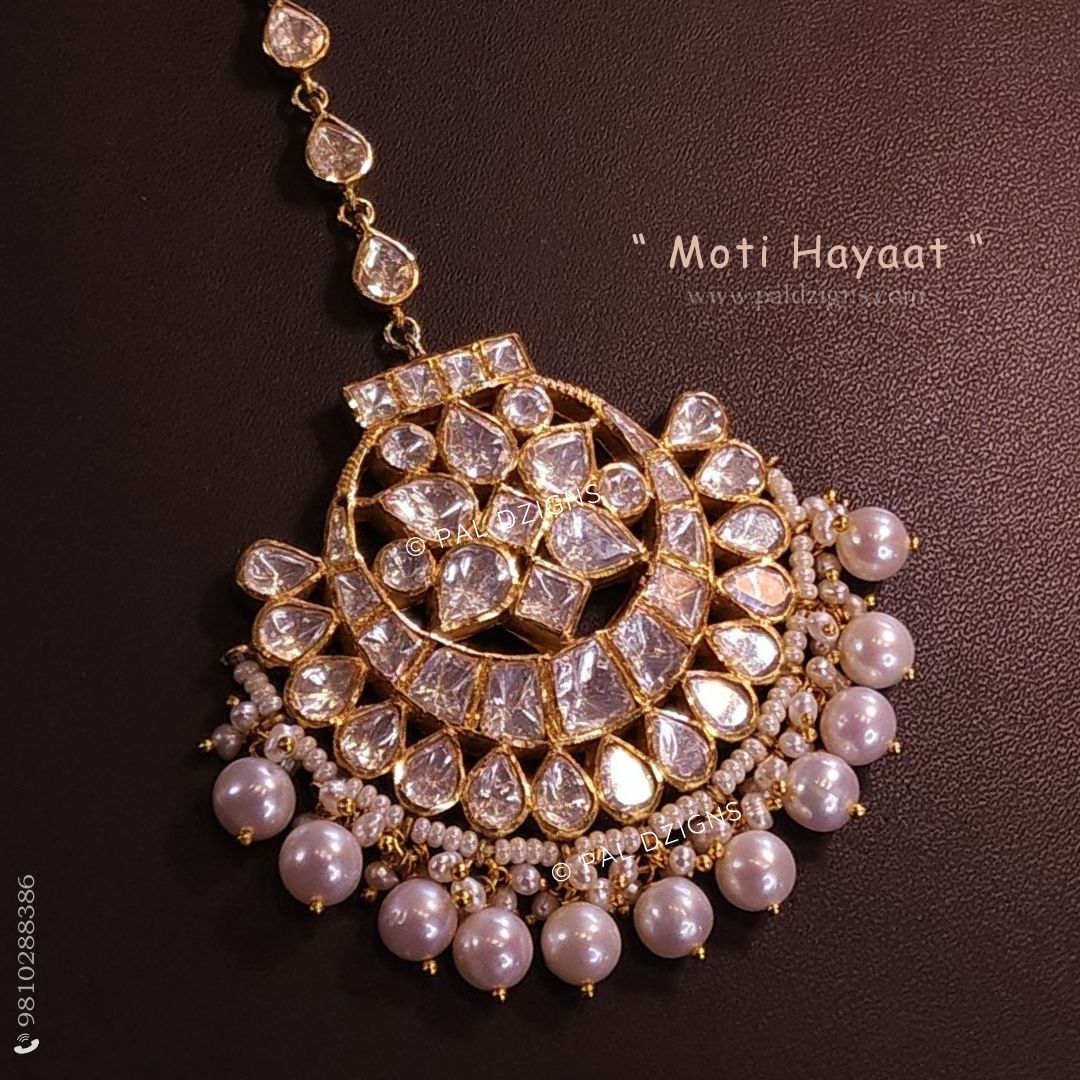 Moti Hayaat Moissanite Polki Tikka