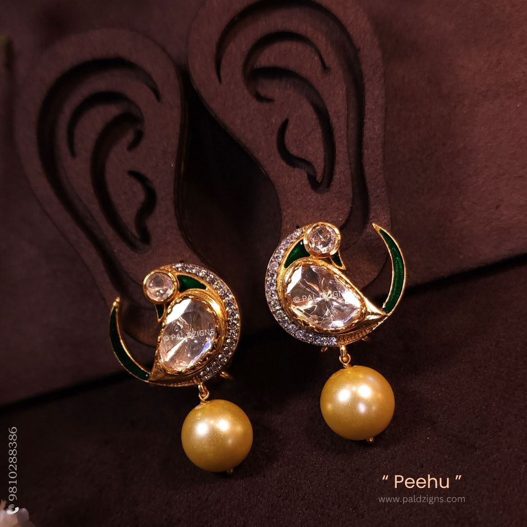 Peehu (Green) Moissanite Polki Stud