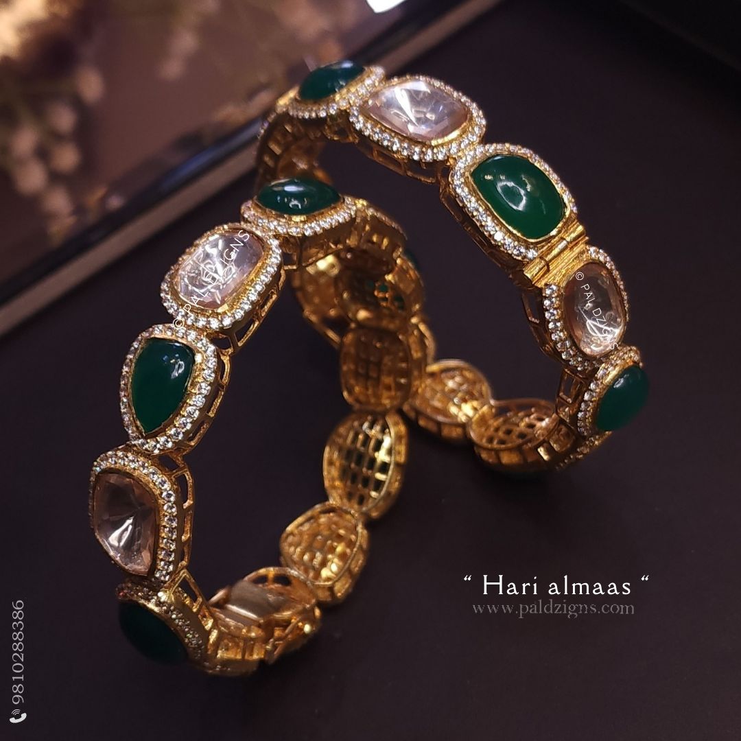 Hari Almaas (2-6" Size) Pair Moissanite Polki Bangle