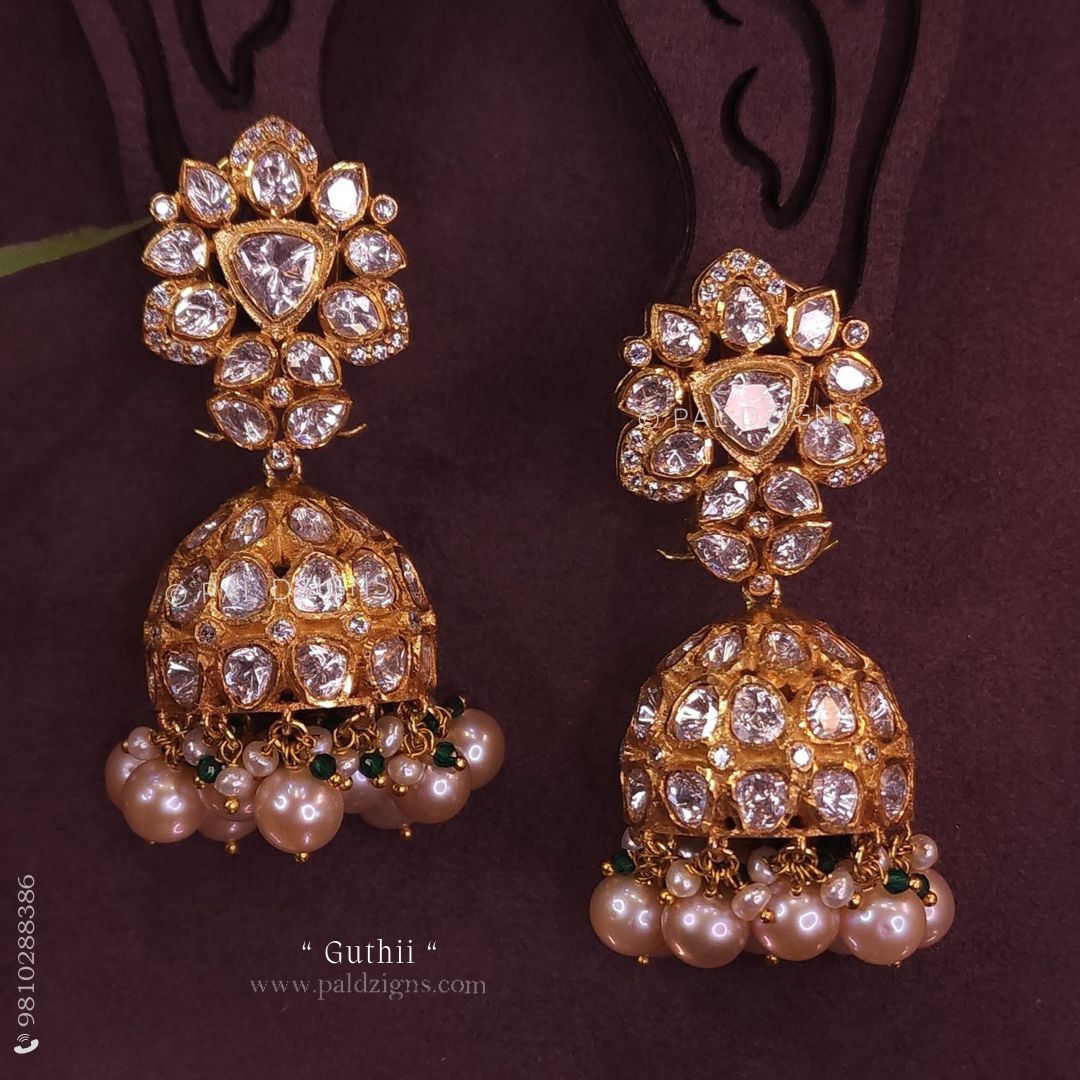 Guthii Moissainte Polki Jhumki