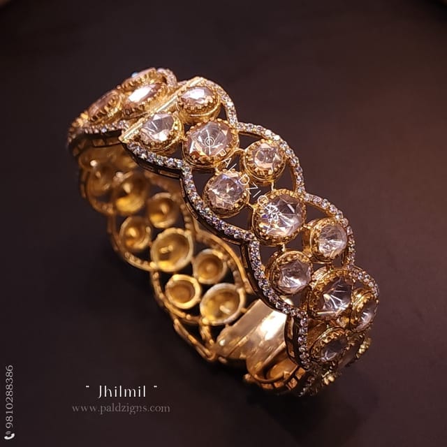 Jhilmil (2-6" Size) Moissanite Polki Bangles (Single)