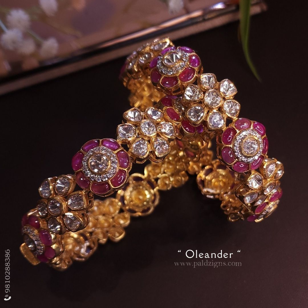 Oleander (2-6" Size) Moissanite Polki Bangles (Pair)