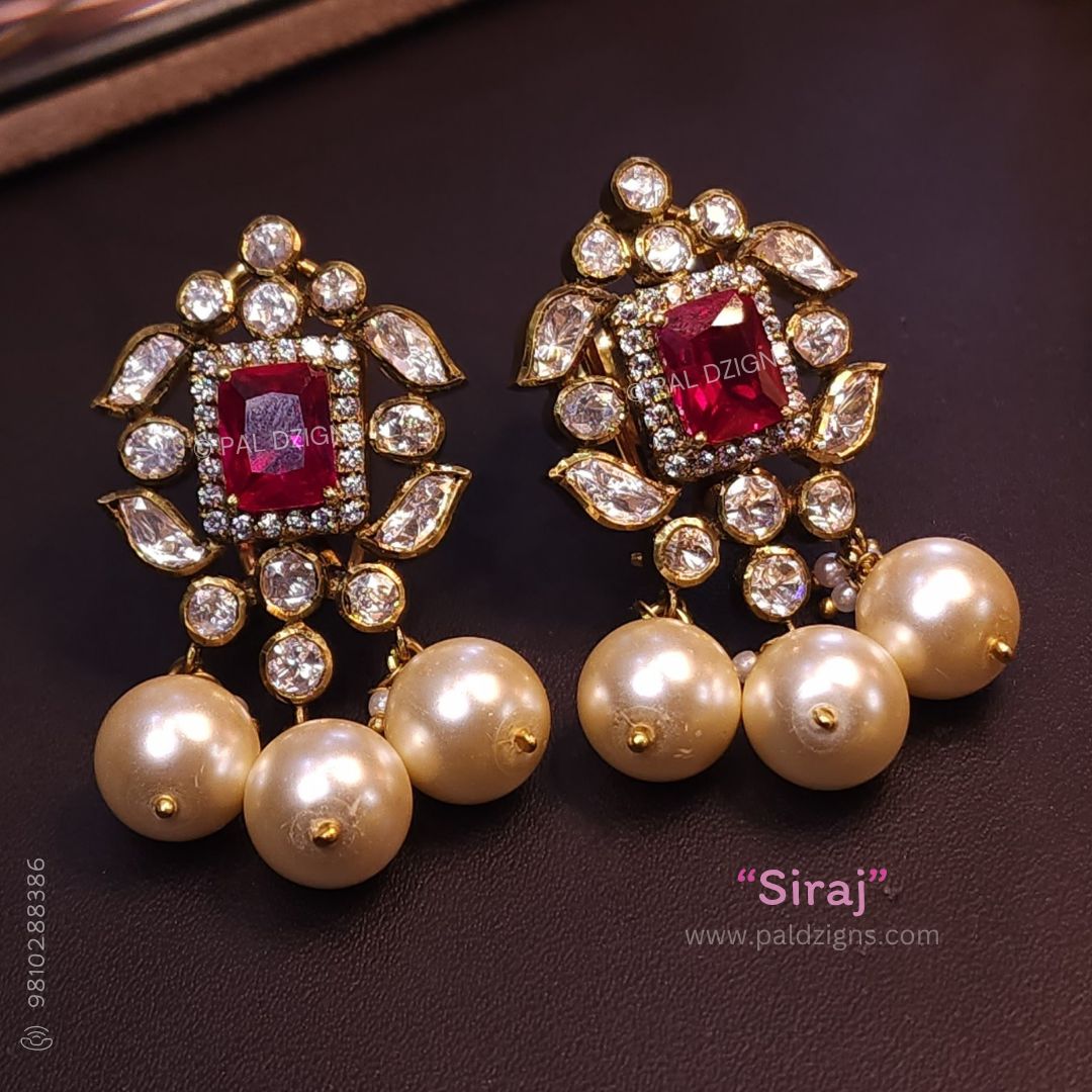 Siraj Antique Moissanite Polki  Stud