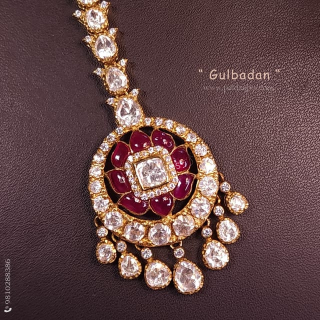 Gulbadan Moissanite Polki Maangtikka