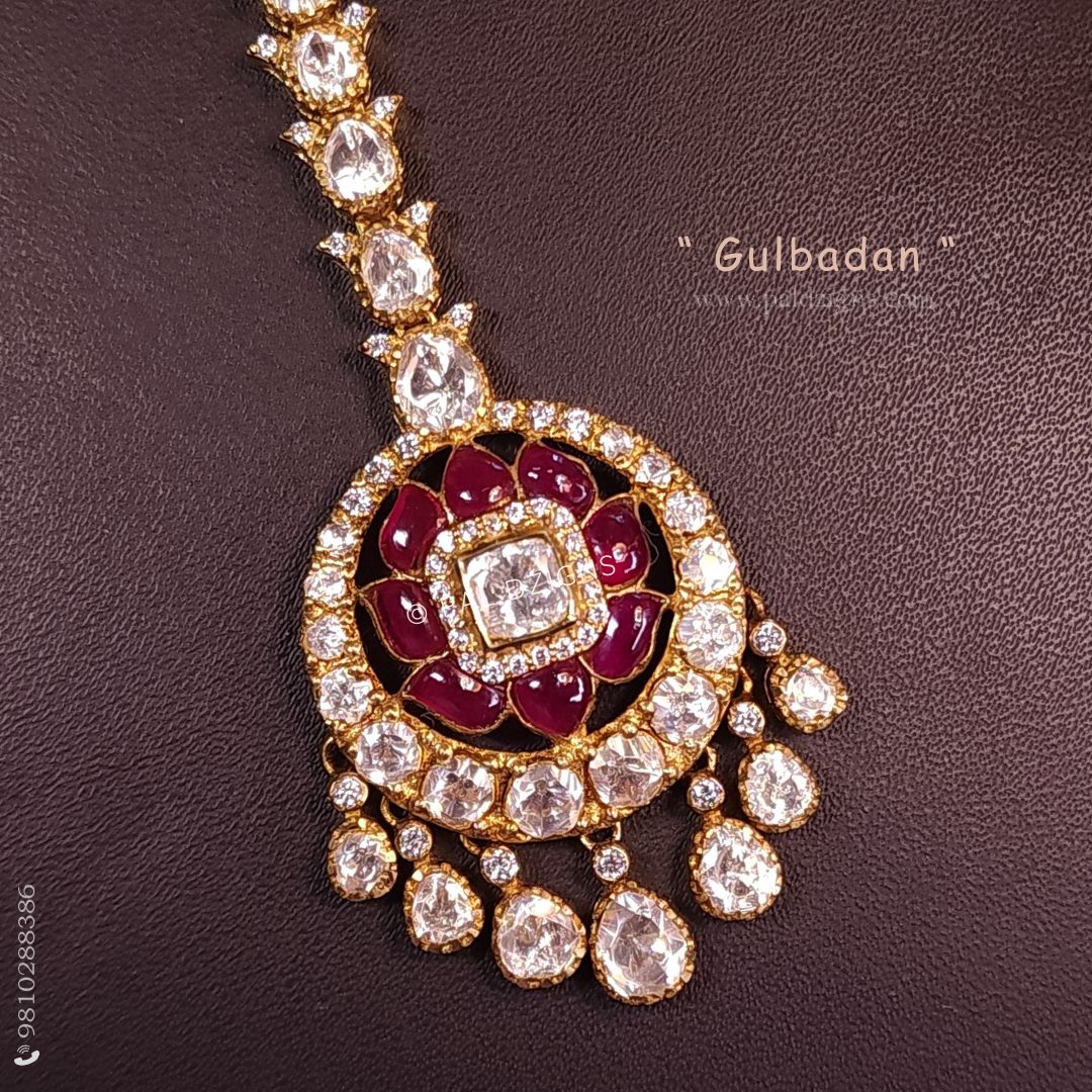 Gulbadan Moissanite Polki Maangtikka
