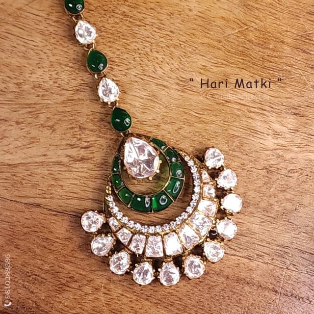 Hari Matki Moissanite Polki Maangtikka