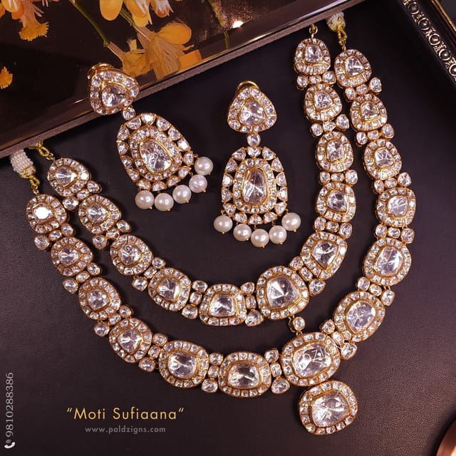 Moti Sufiaana Moissanite Polki Necklace Set