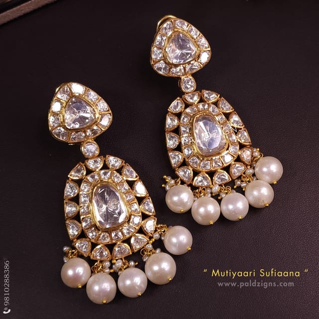 Mutiyaari Sufiaana Moissanite Polki Earrings