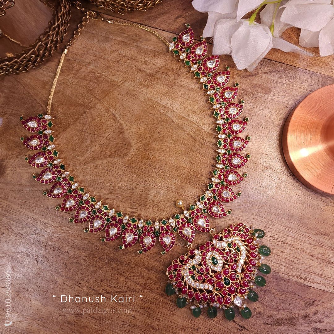 Dhanush Kairi Detachable Moissanite Polki Necklace
