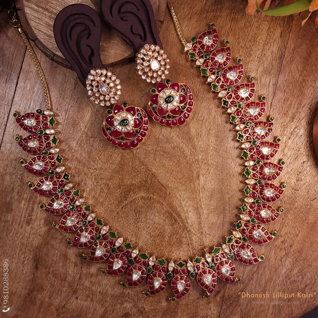 Dhanush Lilliput Kairi Moissanite Polki Necklace Set
