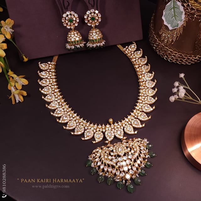 Paan Kairi Harmaaya Moissanite Polki Detachable Necklace Set